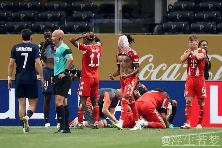 拜仁1.4亿巨星脚踝重伤90度变形!痛苦倒地掩面 队友不忍直视 拜仁1.4亿巨星脚踝重伤90度变形!痛苦倒地掩面 队友不忍直视